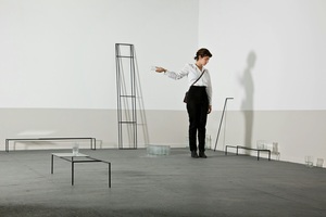 "Utileria", 2013. Instalación que se activa por una actriz periódicamente. Bruno Gruppalli.